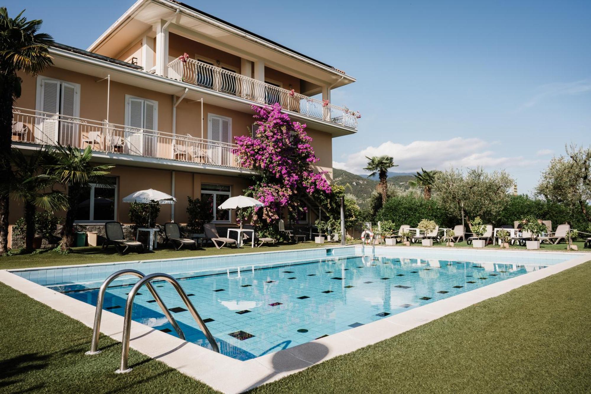 Hotel Panoramica Salo Ngoại thất bức ảnh