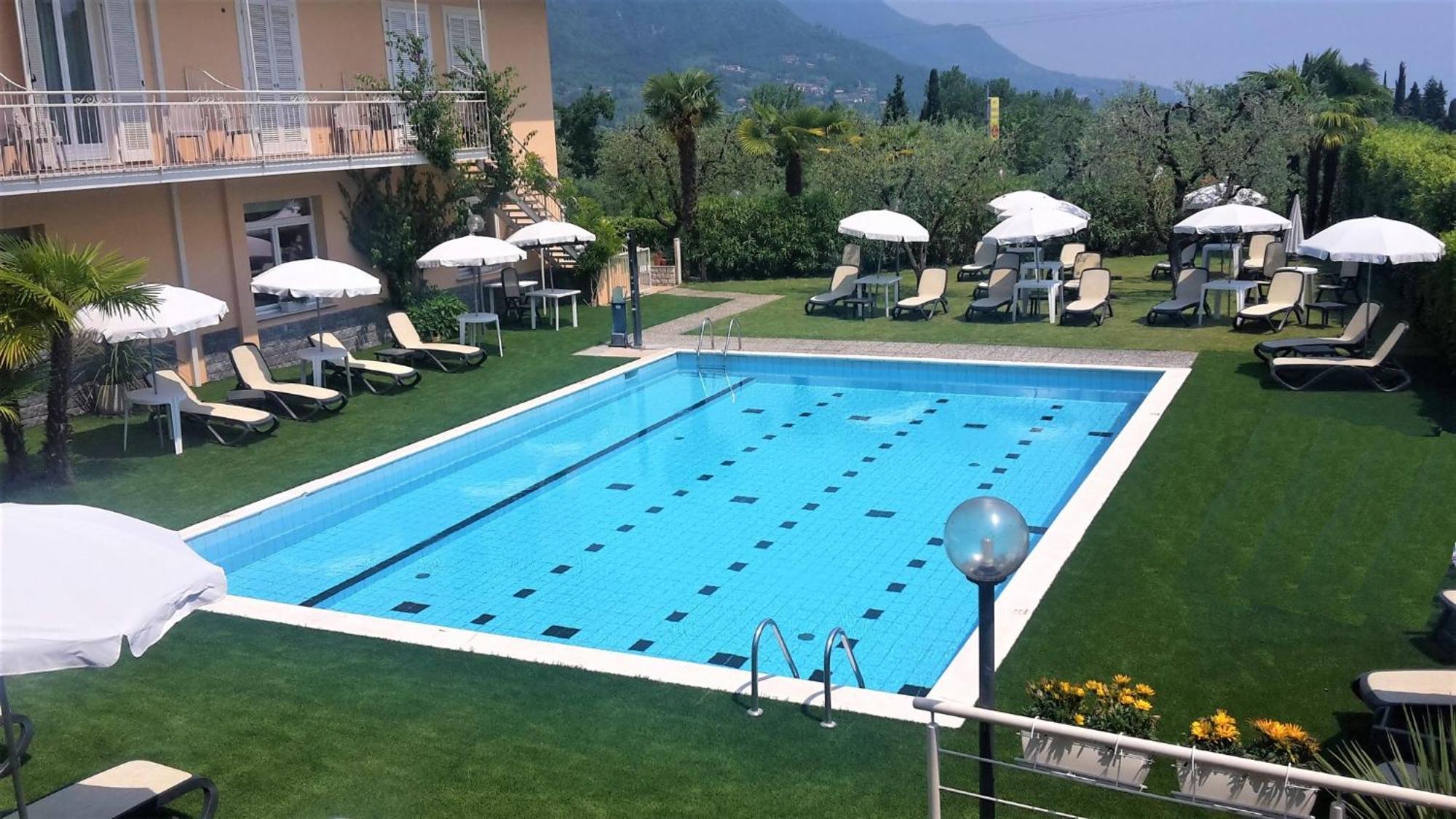 Hotel Panoramica Salo Ngoại thất bức ảnh